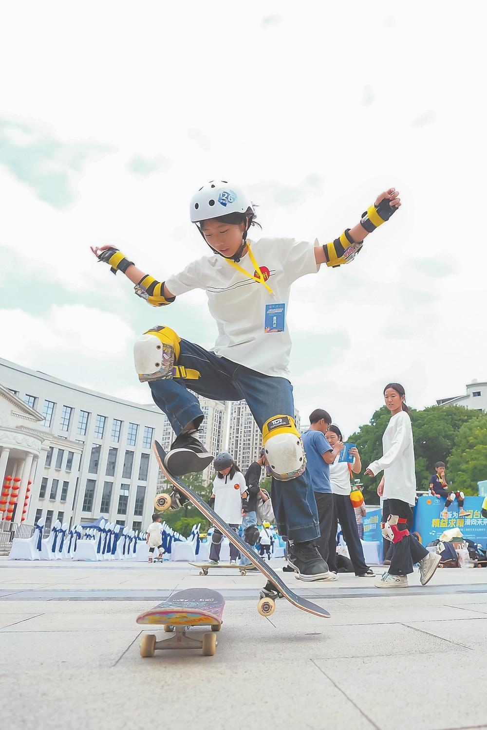 包含全国青少年极限滑板锦标赛,街头文化的盛会的词条 包含全国青少年极限滑板锦标赛,街头文化的盛会的词条