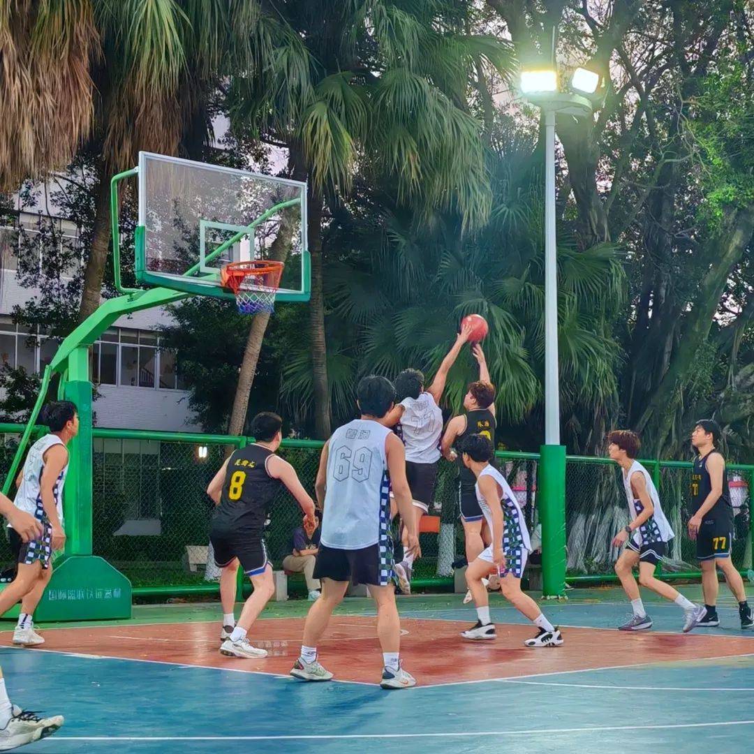 九游登录入口-城市帮派篮球争霸战，青春热血的街头竞技的简单介绍