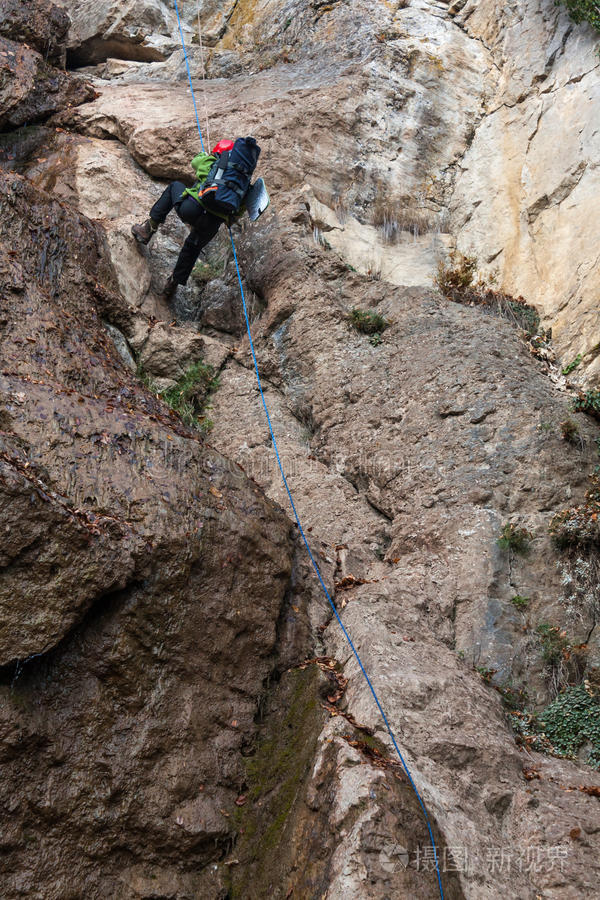 Jiuyou-海外极限攀岩挑战赛，攀登未知的高峰的简单介绍