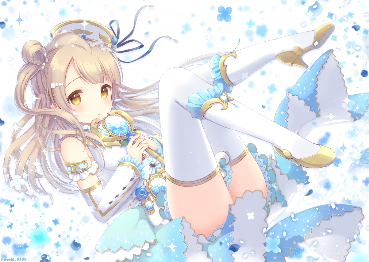 九游官网pc-高空球争抢成为比赛焦点双方后卫对抗激烈防守强度十足，高空球是什么