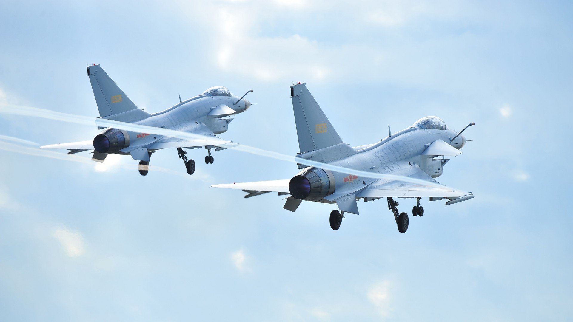 英国队用速度与协作书写辉煌篇章,英国队友