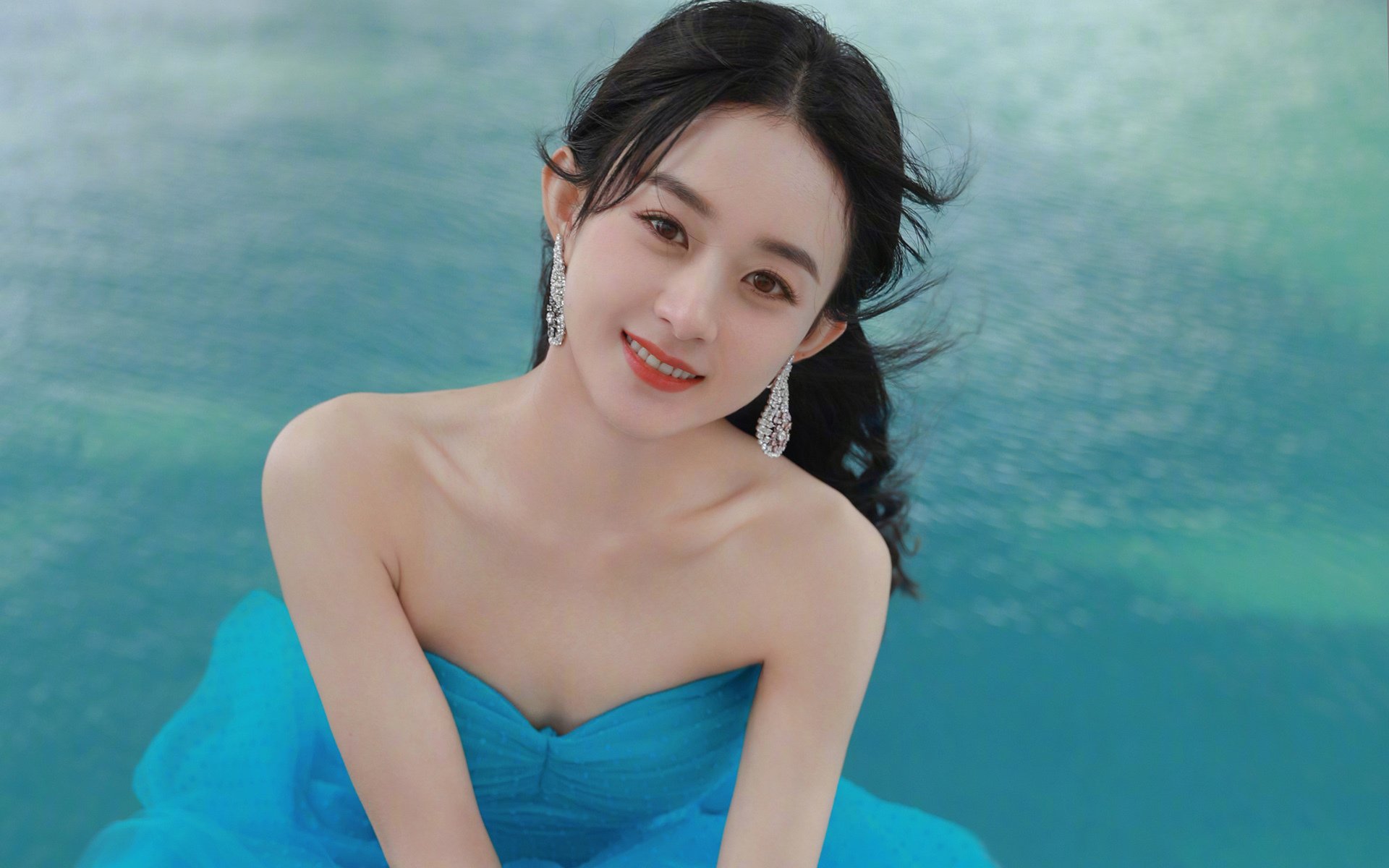 九游官网下载电脑版-黄蜂小前锋加入新商业项目引发热议，小黄蜂球员