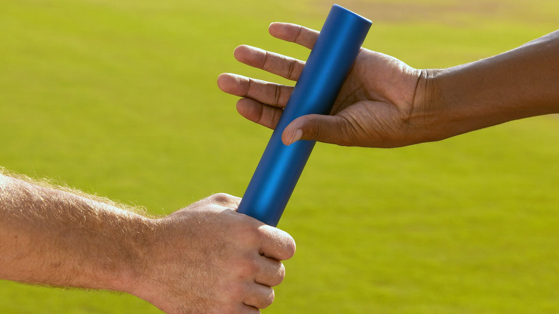 九游游戏中心官网-车手转会频繁，战局瞬息万变，车手lec